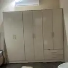 اثاث منزل غرف وتلفزيون وثلاجه