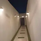 بيت للايجار مع حوش ومسبح2500