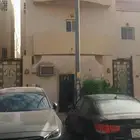 فيلا للبيع حي إشبيليا الرياض مساحة 300