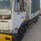 لوري نيسان