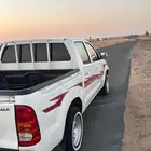هايلكس 2011 ماشي 660 جايه رش الجنب صدمه قدام ورا خفيفات