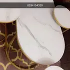 طاوله مع اربع طاولات خدمه