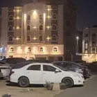 شقة للإيجار السنوي في حي الإسكان