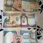 فلوس قديمه للبيع اللي له شف يجي خاص