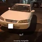 للبيع الكامري 2002 لون ابيض زي ما واضح في الصوره