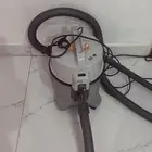 مكنسه كهربائيه 100 ريال