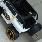 سياره اطفال للبيع
