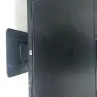 شاشات بي سي