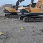 بكلينات للبيع هونداي موديل 2012 وفلفو موديل 2015 نضيفه