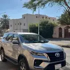 للبيع فورتشنر V6