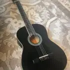 قيتار للبيع