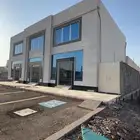 معرضين تجارية و فتحة صرافة للإيجار