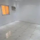 شقق عزاب مكيفة بحي النخيل شهري