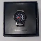 ساعة جلكسي ووتش شبه جديده