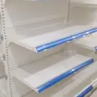 رفوف بقاله جداري 16متر وسط 12متر العرض 45سم