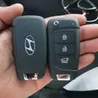محل مفاتيح فتح السيارات المقفلة