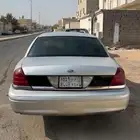 فورد فكتوريا 2006