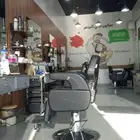 للبيع اثاث حلاق كامله