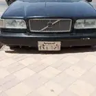 فولفو للبيع مع لوحة مميزه