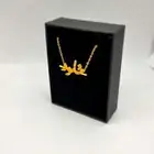 سلاسل نسائية بالاسم مع فصوص زركون