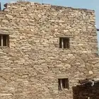 ترميم بيوت قديمه وبنا حجر كبير معده وتكحيل لتواصل