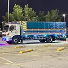 لوري ودينا لتحميل البضائع داخل وخارج تبوك