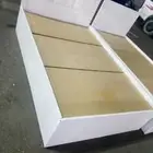 غلايه لبيع واثنين سرر نفر ونفر ونصف مع المراتب سعره كويس