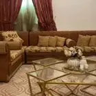 مجلس لبيع مع طاولات وستاره كامله