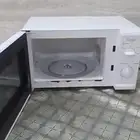 مايكرويف كهربائي لتسخين الاكل استخدام نظيف