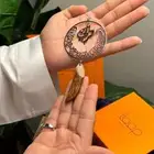 اهدي من تحب تعليقه سياره بشكل راقي وبالاسم حسب الطلب