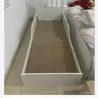 سرير الاطفال للبيع المستعجل ب 100فقط