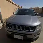 للبيع جيب كمباس 2019 نظيف