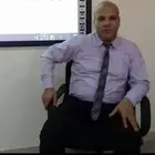 معلم مصري تأسيس وتدريس مواد المرحلتين الابتدائية والمتوسطة ب