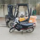 رافعه شوكية ثلاثة طن للايجار اليومي الشهري