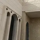 ديكورات خارجيه والياسه ملونه بلاسمنت الأبيض