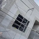 الياسه ملونه وكسر رخام اسباني مقوم الماء والغبار ورطوبة عزال