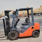 فركليف رافعه شوكيه لايجار اليومي وشهري 3 طن 7 طن 10 طن 16 ط