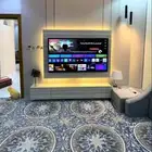 شيبورد مع رف خشب مع شاشه خشب