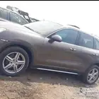 يوجد لدينا جميع انواع قطع غيار السيارات المستخدمه تشليح