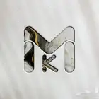 انا مصمم شعارات واملك الخبرة