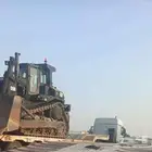سواق بلدوزر يبحث عن عمل