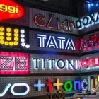 دعايه وإعلان حرف بارزة مضيئة استكرات وجهات كلادنج علي جميع د