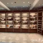 ديكورات محلات _ استنادايدات معارض _ اثاث فنادق _ ابواب خشبيه