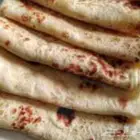 يوجد خباز شباتي وخبز صاج شوارما