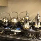 قهوجين صبابين رجال طاولات كراسي كنب عرسان عقد قران طاولات تا