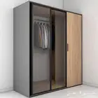 دولاب ملابس