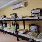 اسره ومراتب وبطانيات دولايب