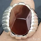 عقيق يماني كبدي مزعفر