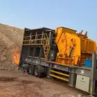 يوجد كسارات وبوكلينات جاهزه للشغل بالمتر والقطوعه
