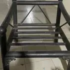كراسي حديد
